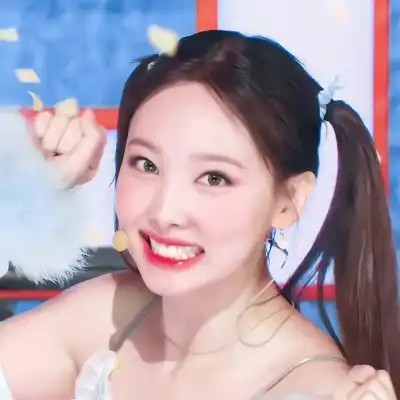 晏青梦